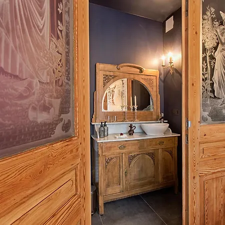 B&B Royal Swans - Adults-Only Boutique Stay In Bruges-2